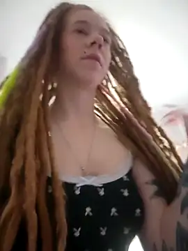 LucidLucy online show from November 26, 4:08 pm