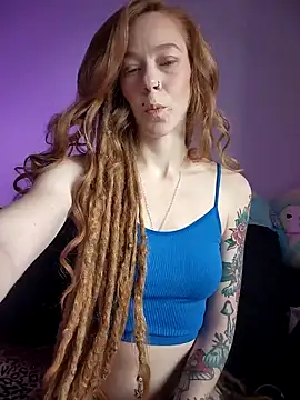 LucidLucy online show from March 18, 5:40 pm