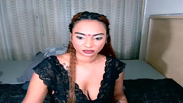 sexyindianchic online show from February 16, 7:47 pm