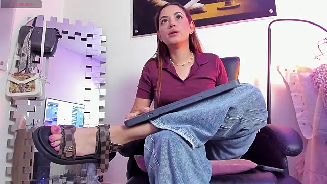 KimberlySaen online show from March 14, 1:28 am