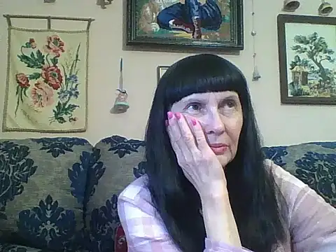 MelanyBanks online show from March 17, 10:52 am