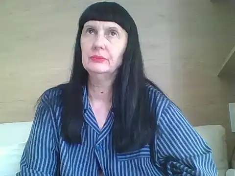 MelanyBanks online show from May 30, 2:26 pm