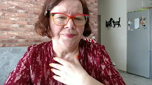 Adelewildx online show from April 4, 8:57 am