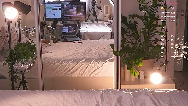 Ffoxyflame online show from June 14, 2:24 am