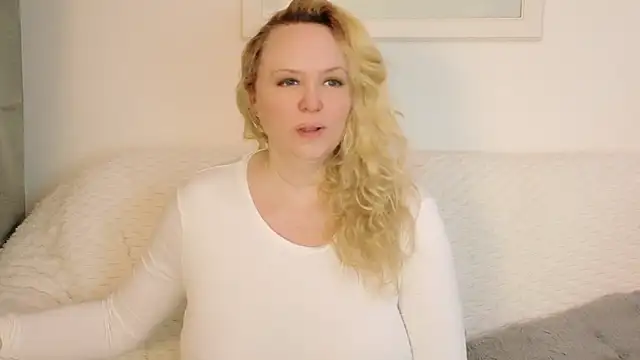 Sarah4you online show from March 6, 5:41 pm