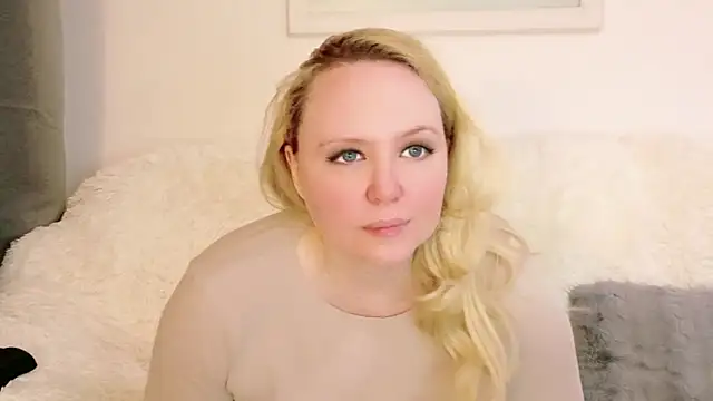 Sarah4you online show from May 10, 8:44 pm