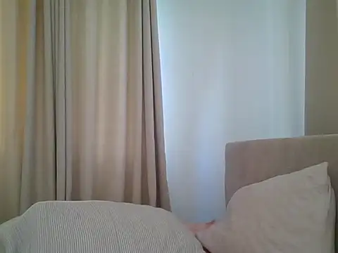 Deliciousgal online show from April 1, 2:58 pm