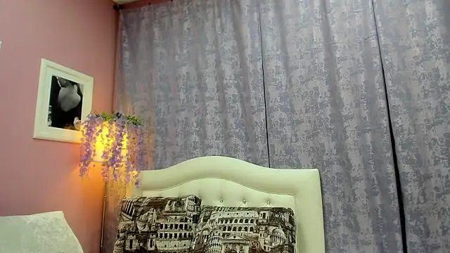 Asian legs online show from March 8, 10:30 am