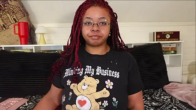 -khayaparker online show from March 18, 8:30 am