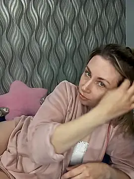 MissisMilk online show from March 22, 6:03 pm