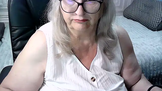LolkaAlyss online show from May 29, 8:12 am
