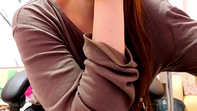 BattyMoll online show from March 9, 2:15 am