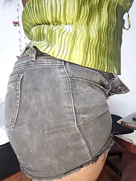 sharom smith1 online show from September 12, 9:33 pm