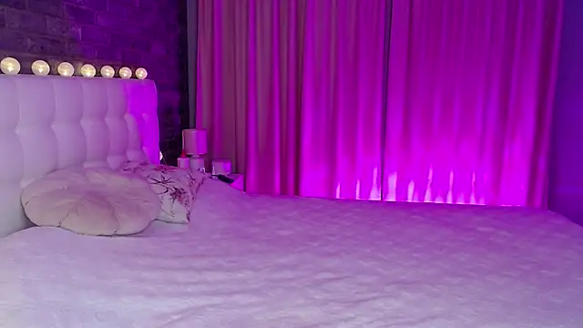 vickymur online show from February 13, 4:52 pm