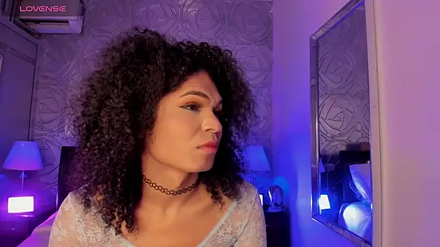 vennus1  online show from September 20, 6:45 am