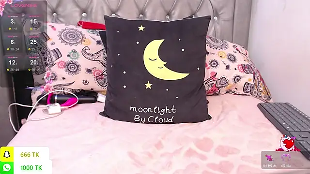 LAILAGUMMY online show from February 21, 2:18 pm