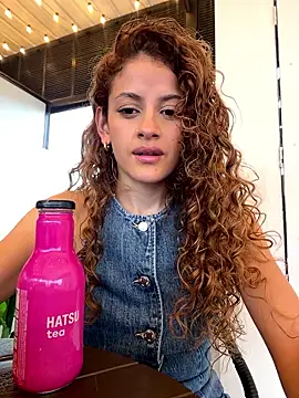 alana15 online show from January 10, 9:41 pm