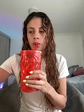 alana15 online show from February 23, 9:03 pm