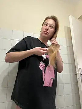 AlisaWhite online show from March 18, 2:44 pm