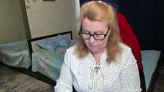 Frau Marta online show from March 12, 11:57 am