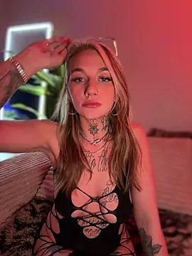 chloetease online show from March 26, 5:42 am