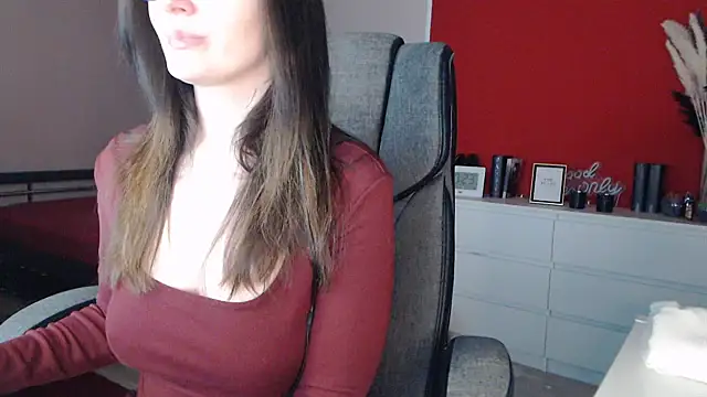 Alina Lamour online show from February 15, 7:24 pm