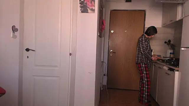 simyhvn online show from March 11, 6:39 am