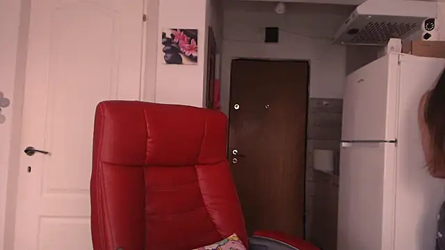 simyhvn online show from March 26, 4:09 pm