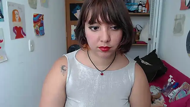 soynanabela28 online show from October 6, 5:29 pm