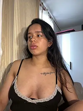 xlovelygirlx online show from October 6, 9:41 pm