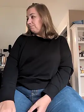 Canadian BBW online show from October 24, 7:54 pm