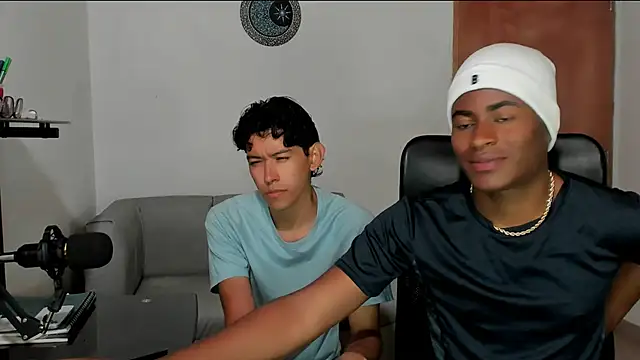 Aland Criss online show from February 22, 3:57 pm