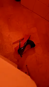 Misspadrona88 online show from December 20, 9:41 pm