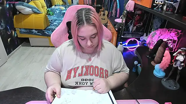 Softie Sofy online show from October 19, 8:27 am