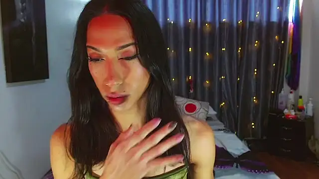 Kenisha Sweet online show from March 12, 1:47 pm