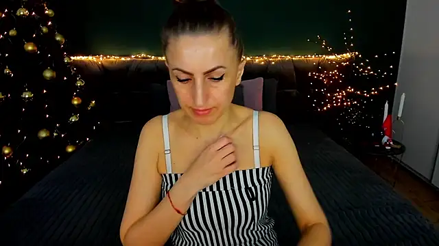 Rebecca Diamond online show from January 7, 7:12 am