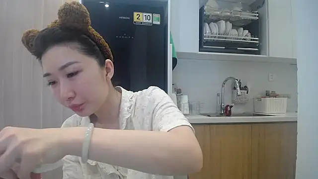Asiagirll online show from May 30, 2:20 am
