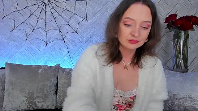 EvaBarsa  online show from November 5, 2:39 am