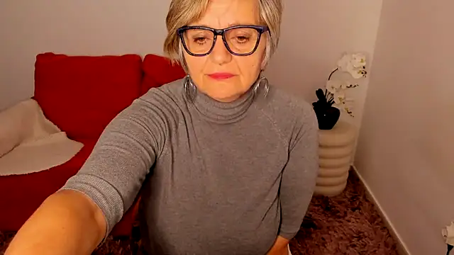 Milf-Ella online show from November 8, 4:56 pm