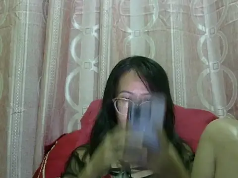 Tinderella online show from May 26, 9:03 pm