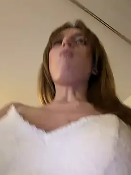 -AngelAri- online show from February 20, 6:09 pm