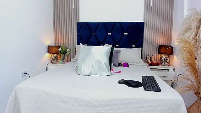 gabytyara2 online show from February 26, 5:12 pm