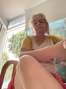 slutgold online show from October 18, 9:16 pm