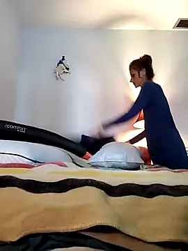 Scarlettishere online show from October 19, 6:43 pm