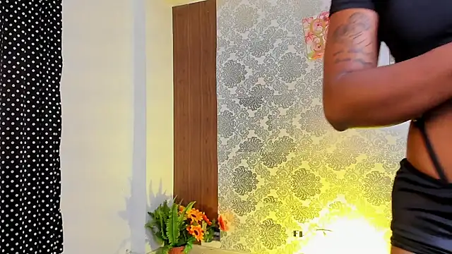 kelly thomson online show from November 15, 11:17 pm