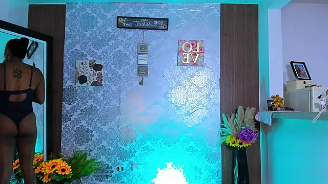 kelly thomson online show from September 30, 11:42 pm