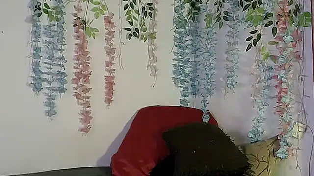 amanda milf 1 online show from November 29, 8:57 pm