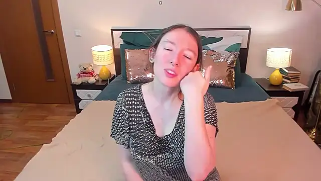 CatherineWalls online show from February 5, 5:54 am