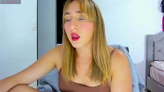 andrea hills online show from July 29, 1:49 am