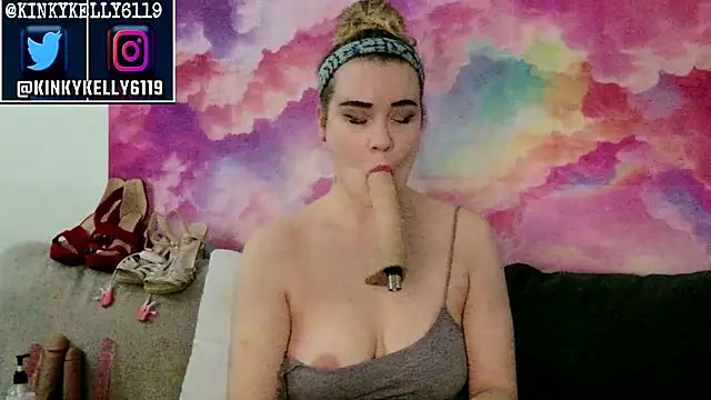 Kellylynn69 online show from September 26, 1:58 am